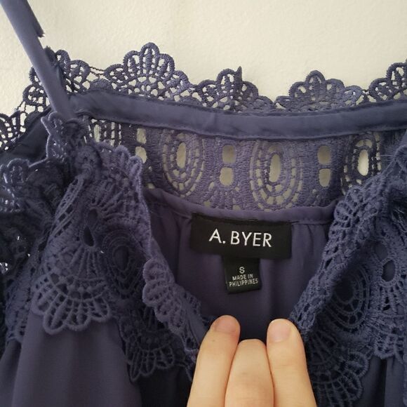 A. Byer Off Shoulder Top Denim Blue S - Picture 4 of 7